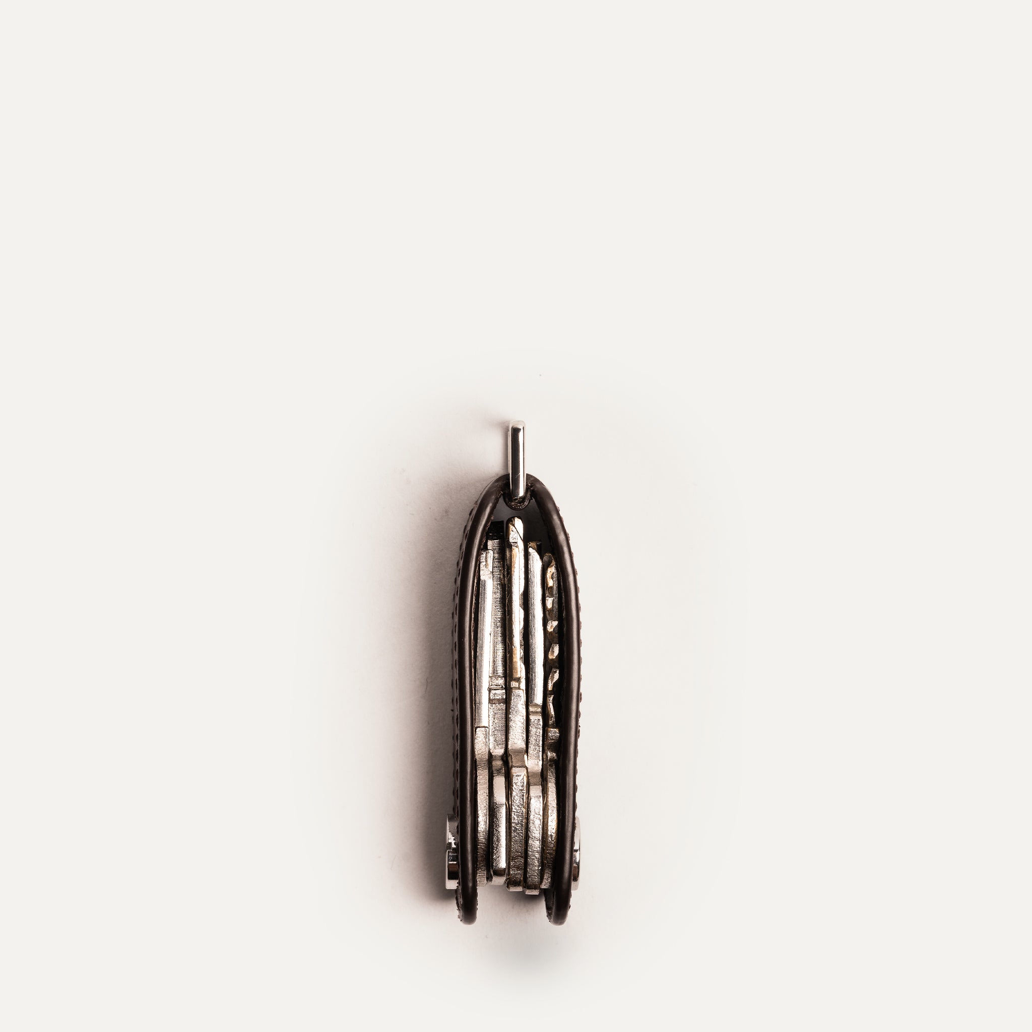 Porte clé à personnaliser, gravure sur cuir - cadeau élégant.