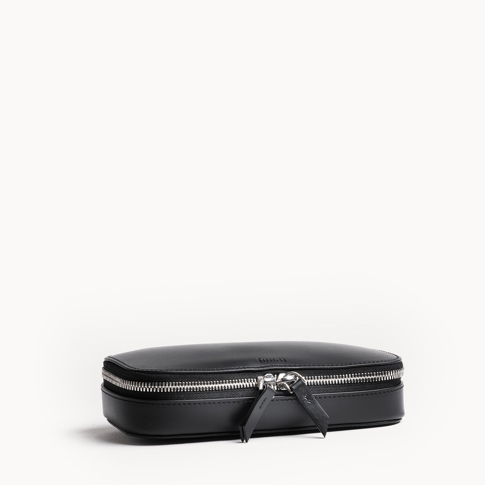 Trousse de toilette en cuir - lundi
