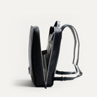 sac à dos homme travail avec une ouverture large et des espaces intérieurs bien structurés.