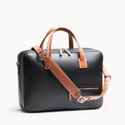 Sac à bandoulière homme en cuir noit et cognac. 